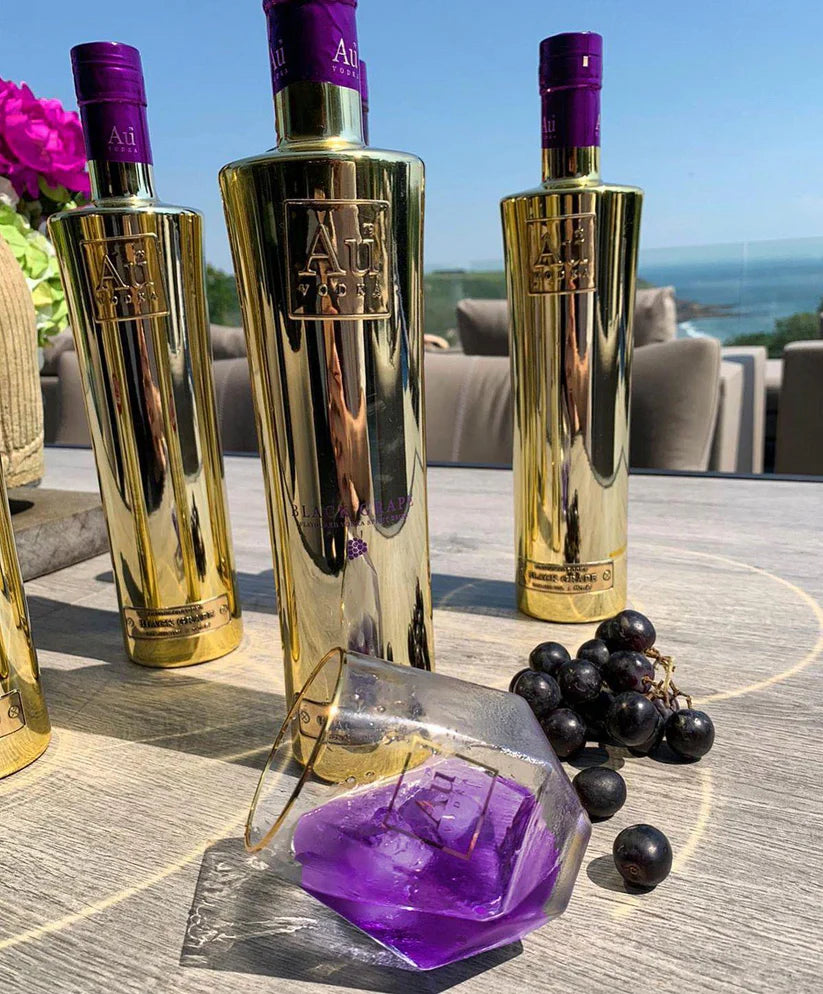 AU Vodka Black Grape 700ml