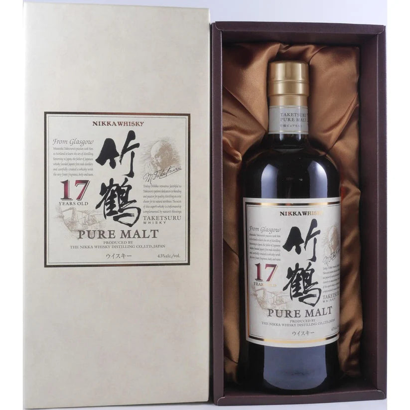 Nikka Whisky Taketsuru Pure Malt 17 Year Old Japanese Whisky WITH GIFT BOX