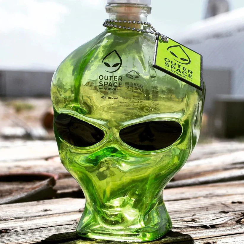Outerspace Alien Head Chrome Edition Vodka 700ml